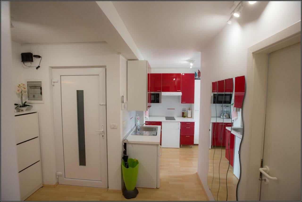 Ferienwohnung Apartma Aja Koper Exterior foto