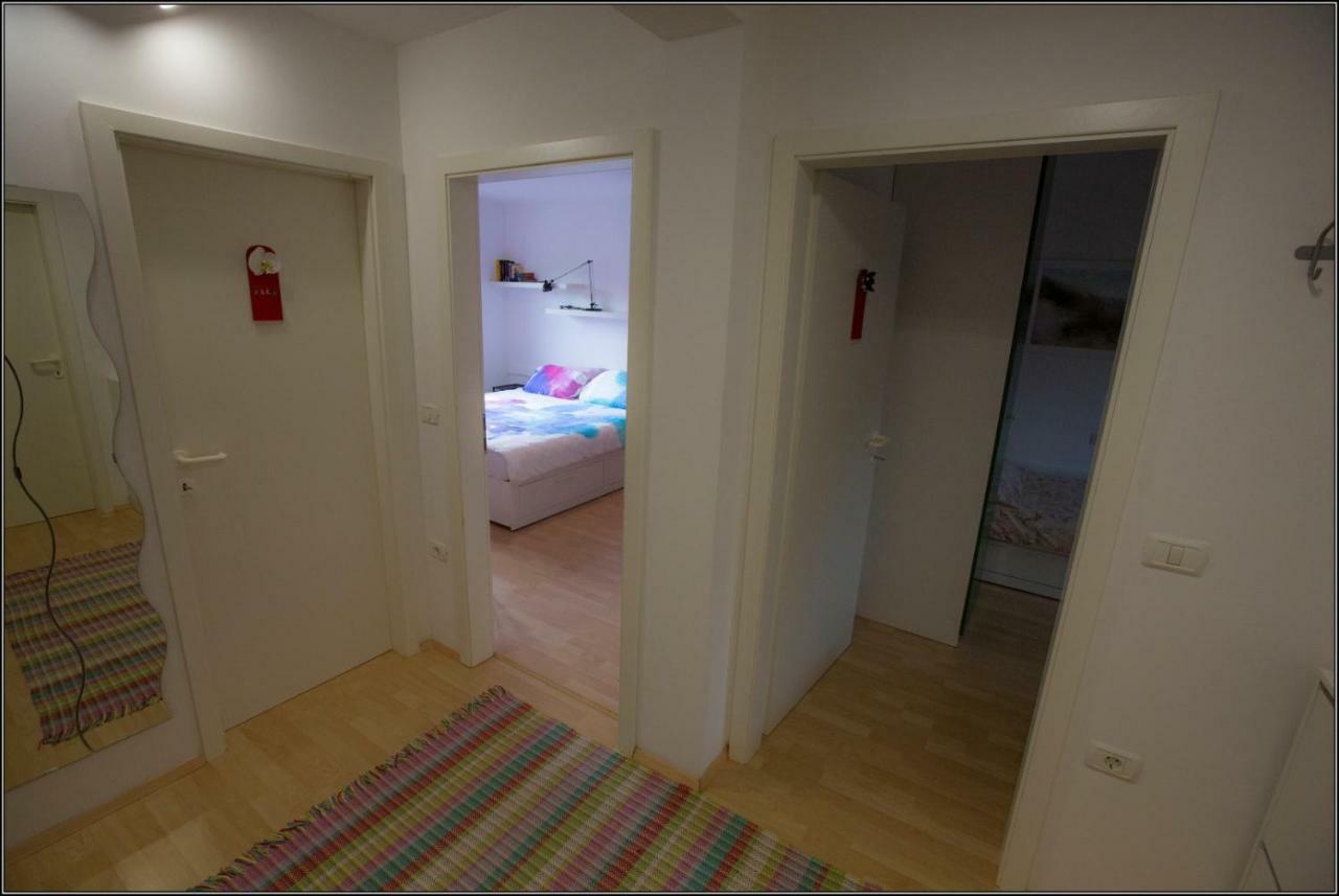 Ferienwohnung Apartma Aja Koper Exterior foto