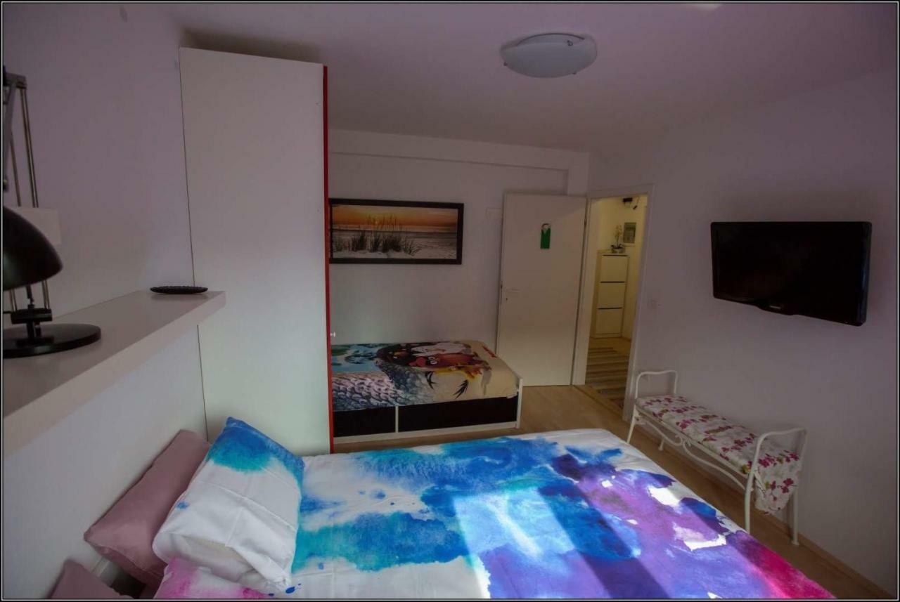 Ferienwohnung Apartma Aja Koper Exterior foto